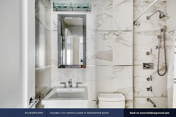 Rented by The Blueground | media 34