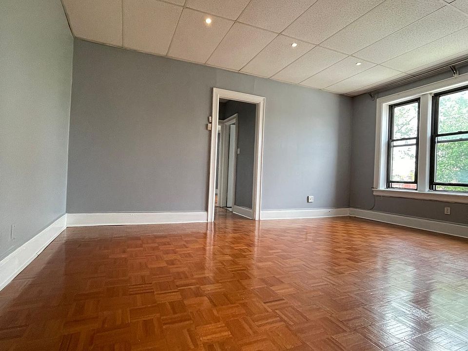 2nd image of 92 W 34th St #6