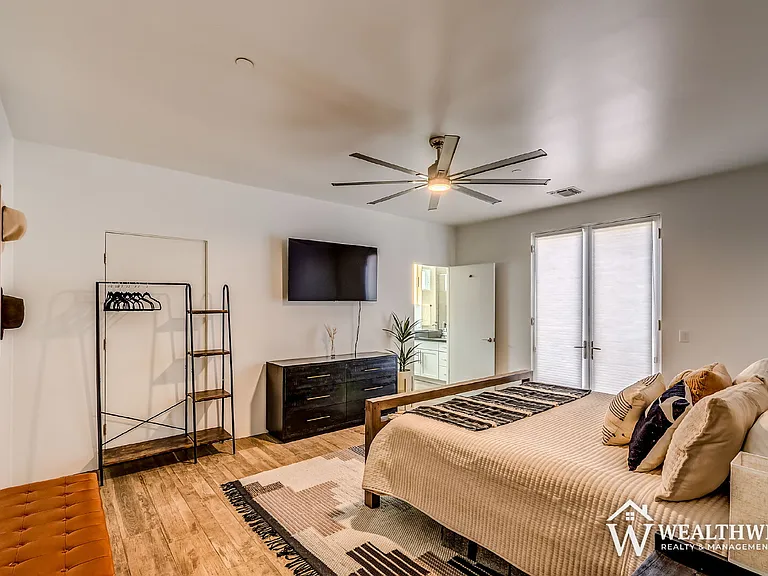 879 W Paseo De Los Zanjeros — Photo 14