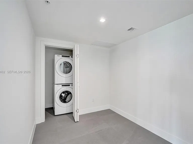 1170 E Hallandale Beach Blvd #1111 — Photo 19