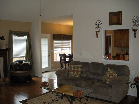 4th image of 3896 Rhonda Ct