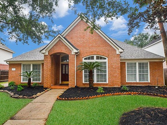 2nd image of 2923 Marble Falls Drive