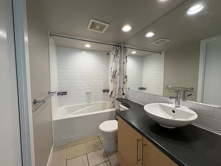 1225 Richards St #301 — Photo 11