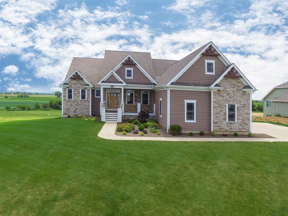 1st image of 2701 Newbury Ln