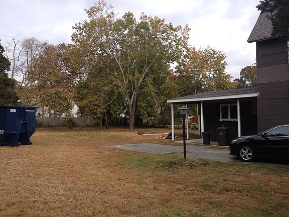 2nd image of 48 Oak Ave