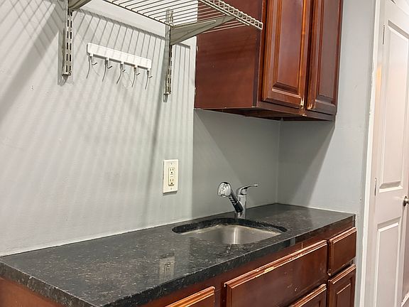 2nd image of 1902 N 18th St APT A3
