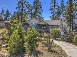 40181 Lakeview Dr, Big Bear Lake, CA 92315