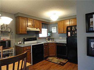 2nd image of 4300 Twilight Ln