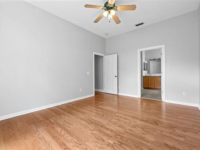 2313 NW 93rd St — Photo 17