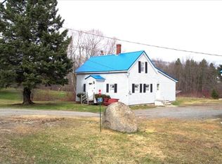 48 Main St, Bradley, ME 04411