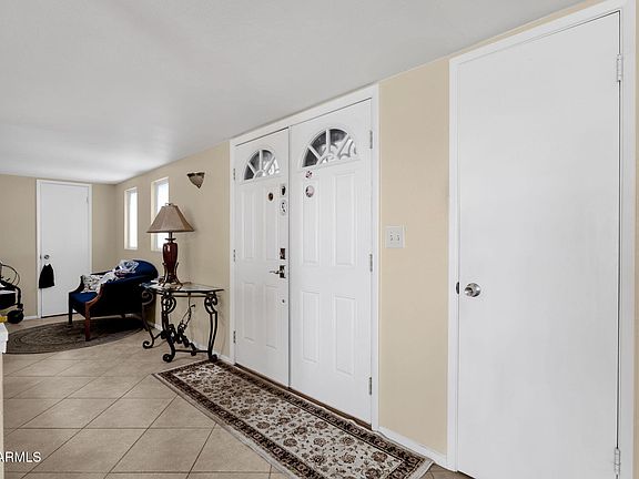 4th image of 10705 W CAMELOT Circle