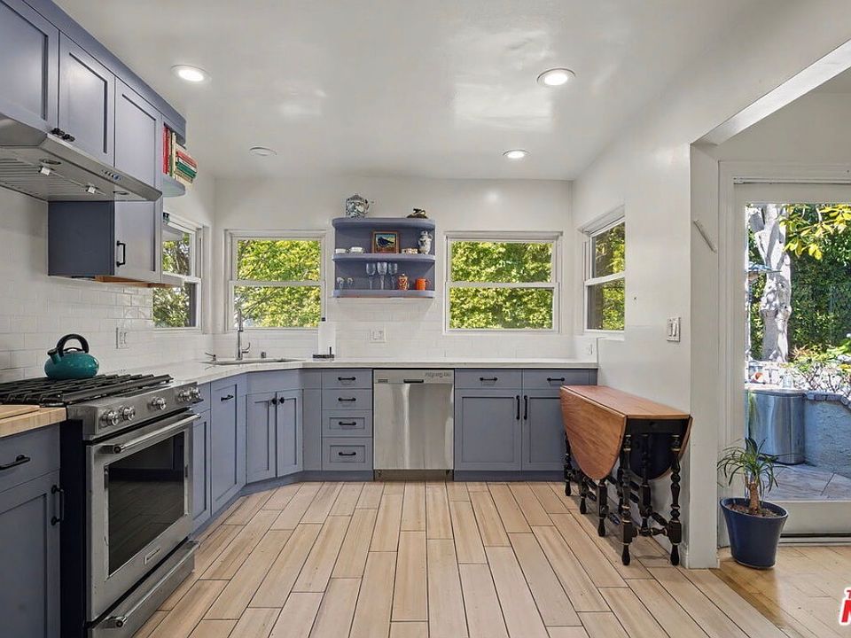 1st image of 10483 Eastborne Ave