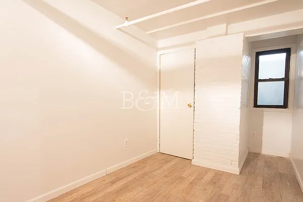 Rented by Brick&Mortar | media 21