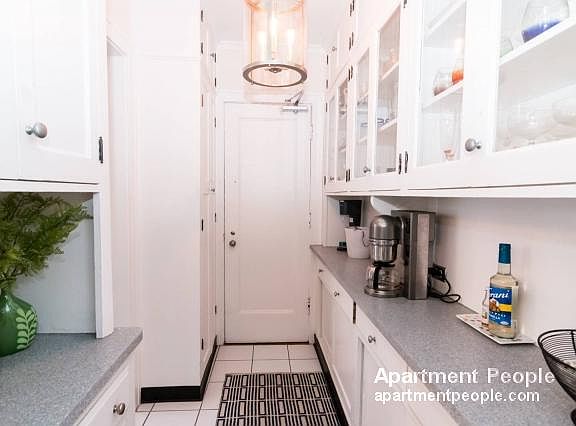 4th image of 3270 N Lake Shore Dr APT 11A