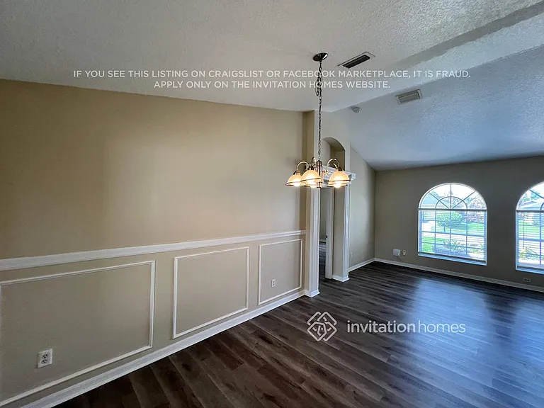 1933 SW Lennox St — Photo 8