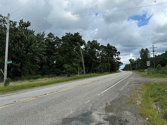 4th image of 8180 Edinboro Rd