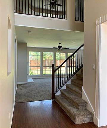 5th image of 218 Love Bird Ln