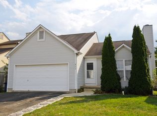 863 Radbourne Dr, Columbus, OH 43207