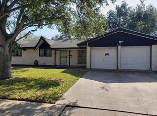 4113 Kingston Dr, Corpus Christi, TX 78411