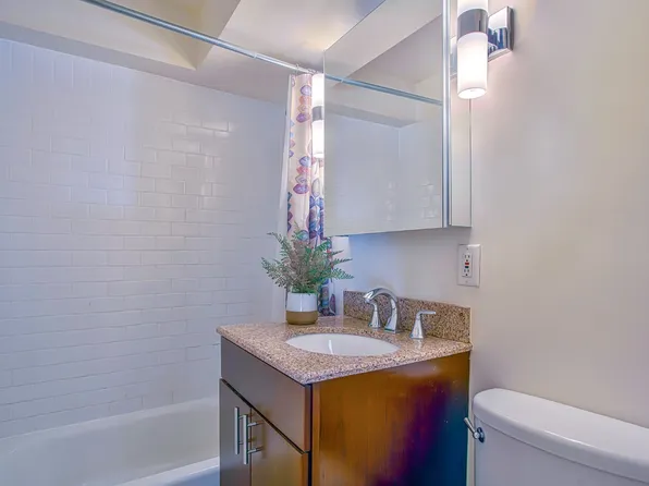 310 West 56th Street image 11 of 16