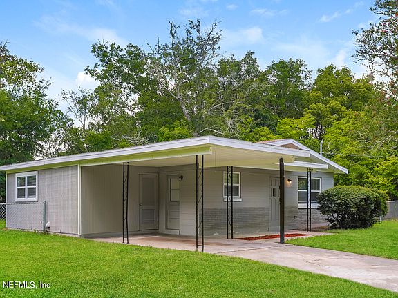 3rd image of 2332 BURPEE Drive