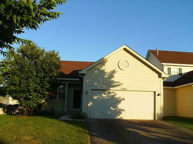1st image of 3806 N Nantucket Dr