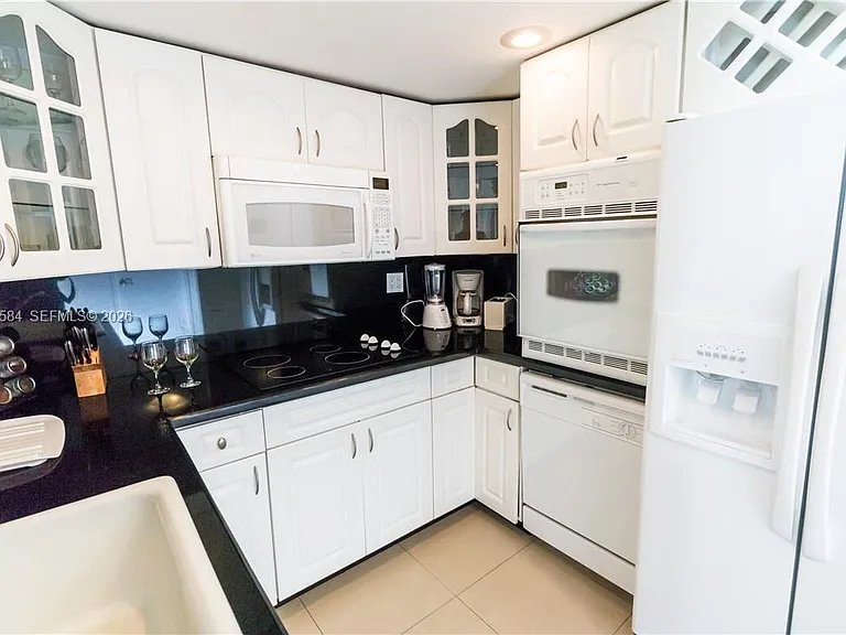3725 S Ocean Dr #1003 — Photo 13