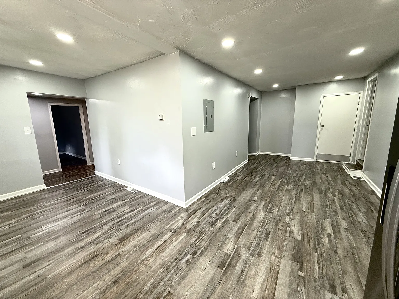 6706 Cleveland Road - 2 — Photo 3