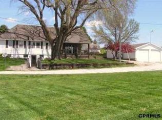 17617 420th St, Oakland, IA 51560