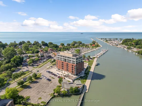 57 Lakeport Rd #307, Saint Catharines, ON L2N 4P6