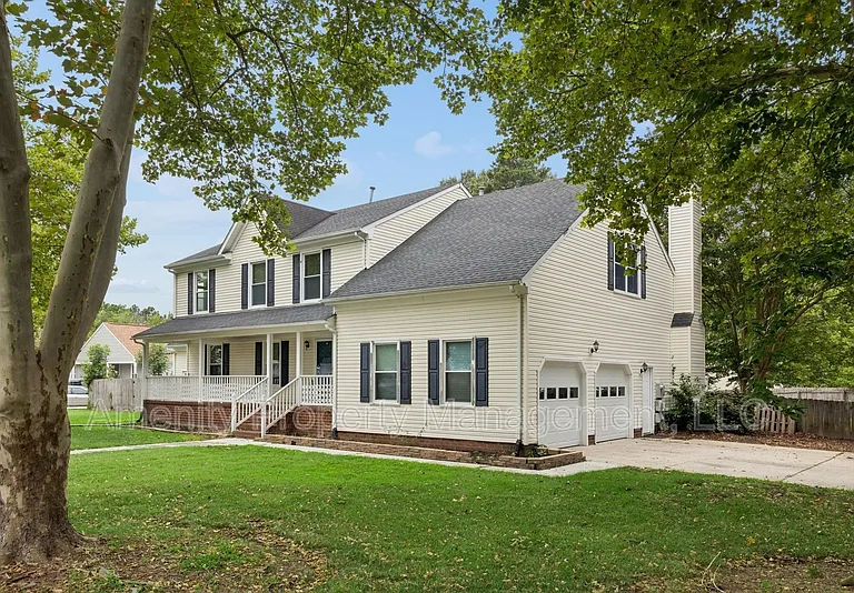1012 Austenwood Ct — Photo 2