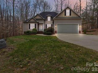 214 Hedgecrest Ln, York, SC 29745