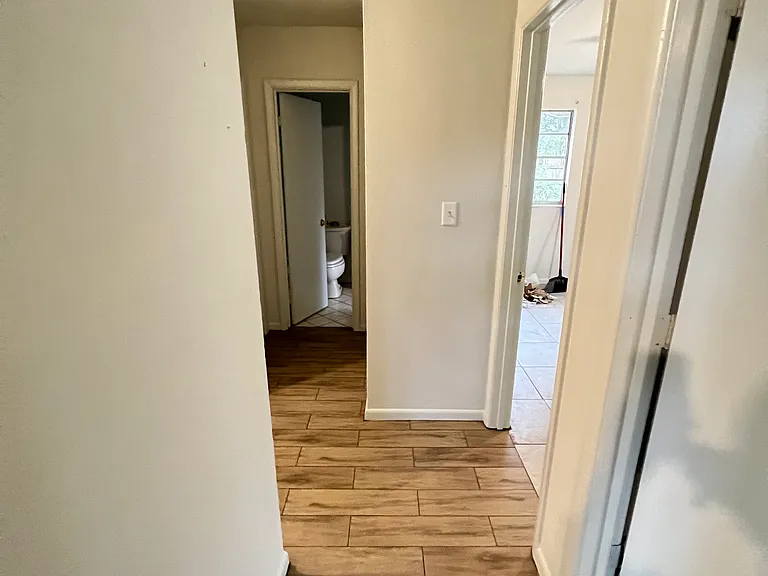 1307 Belair Rd — Photo 17
