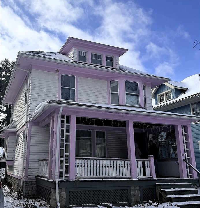 1st image of 75 Penhurst St