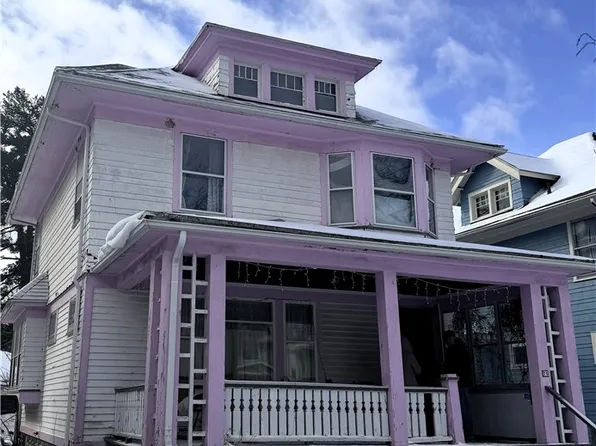 75 Penhurst St, Rochester, NY 14619