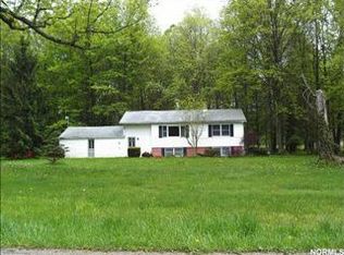 2458 Windsor Rd, Orwell, OH 44076