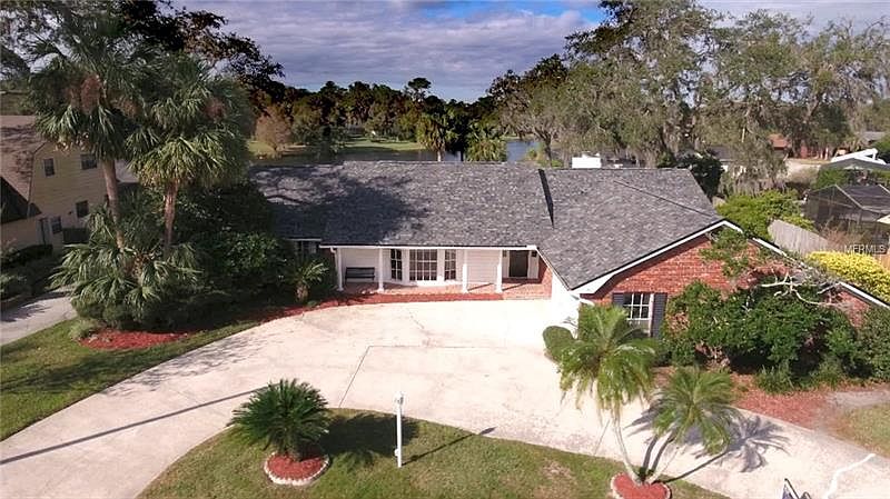 1st image of 135 Laurel Oak Dr