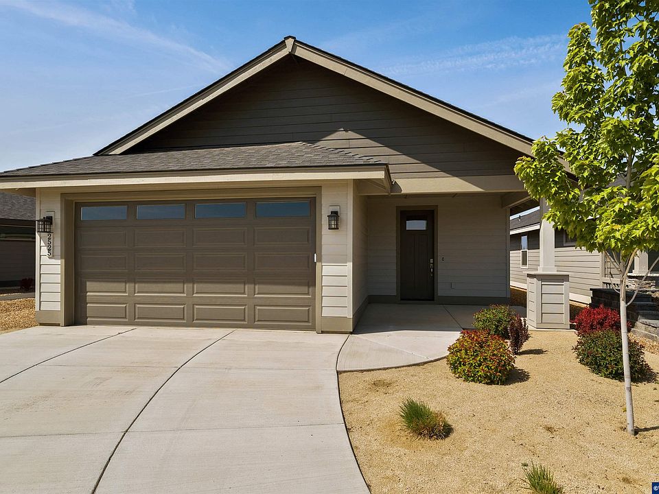 1st image of 2525 NW Redwood Cir