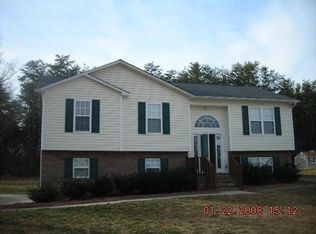 6006 Brentwood Park Pl, Rural Hall, NC 27045