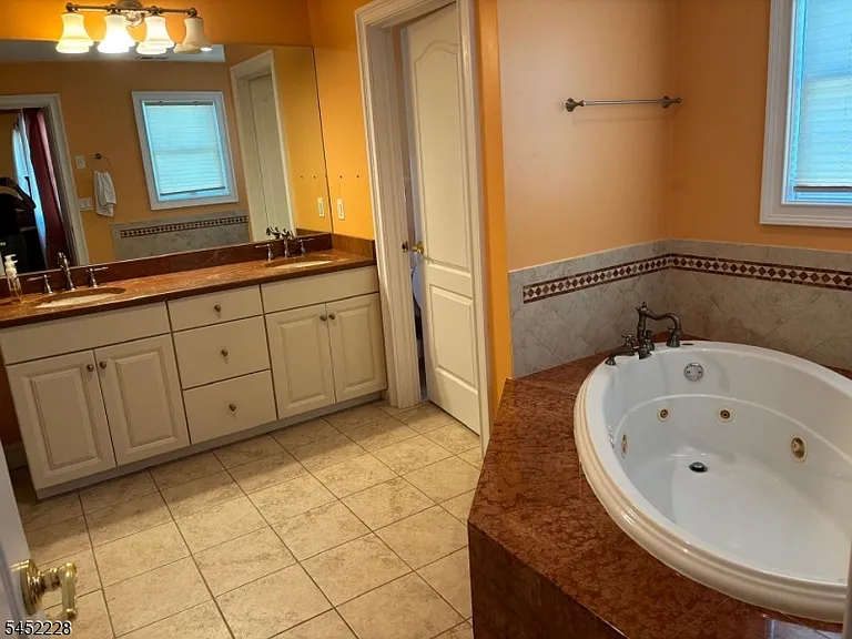 17 Aaron Ct — Photo 14