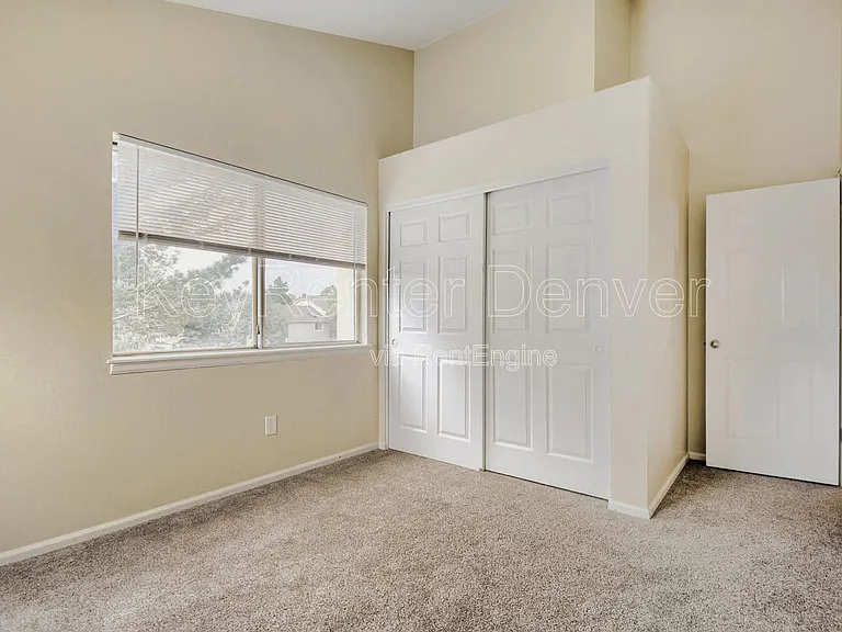 1099 S Walden Way #101 — Photo 23