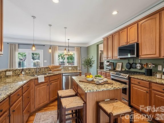 3rd image of 8348 Rocky River Rd