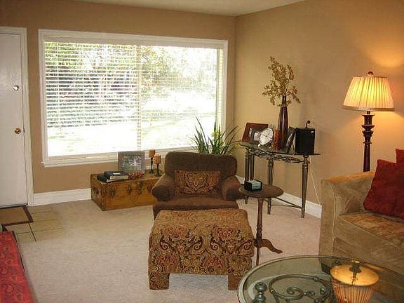 2nd image of 1351 Alessandro Dr