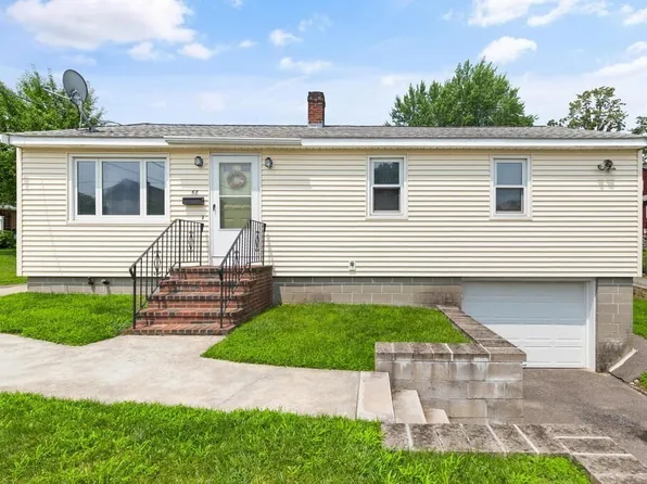 58 6th Ave, Lowell, MA 01854