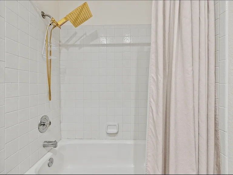 752 E Avenue J9 — Photo 21