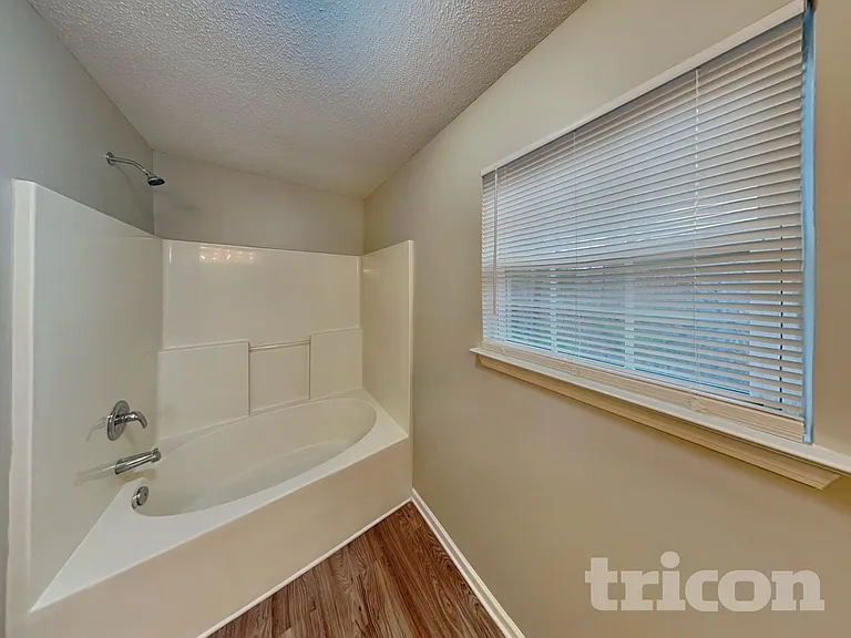 297 Mission Tripp St — Photo 9