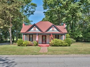 139 Hawkins Ave, Rutledge, GA 30663