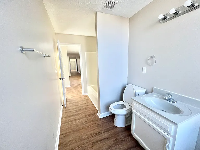 1700 Magazine St #3 — Photo 5