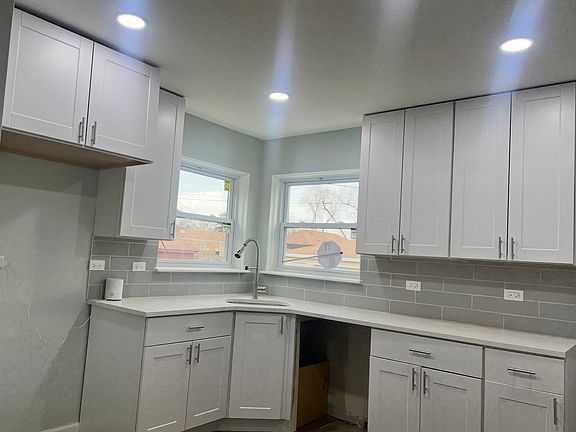 4th image of 14535 Parnell Ave
