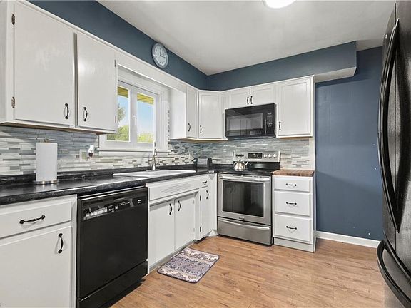 5th image of 815 Jefferson Ave